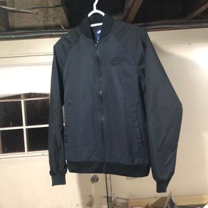 Nike dark blue jacket Size S